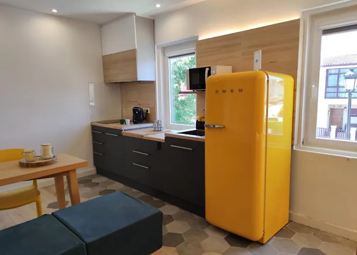 Kukamona Сasa de vacaciones O Pino